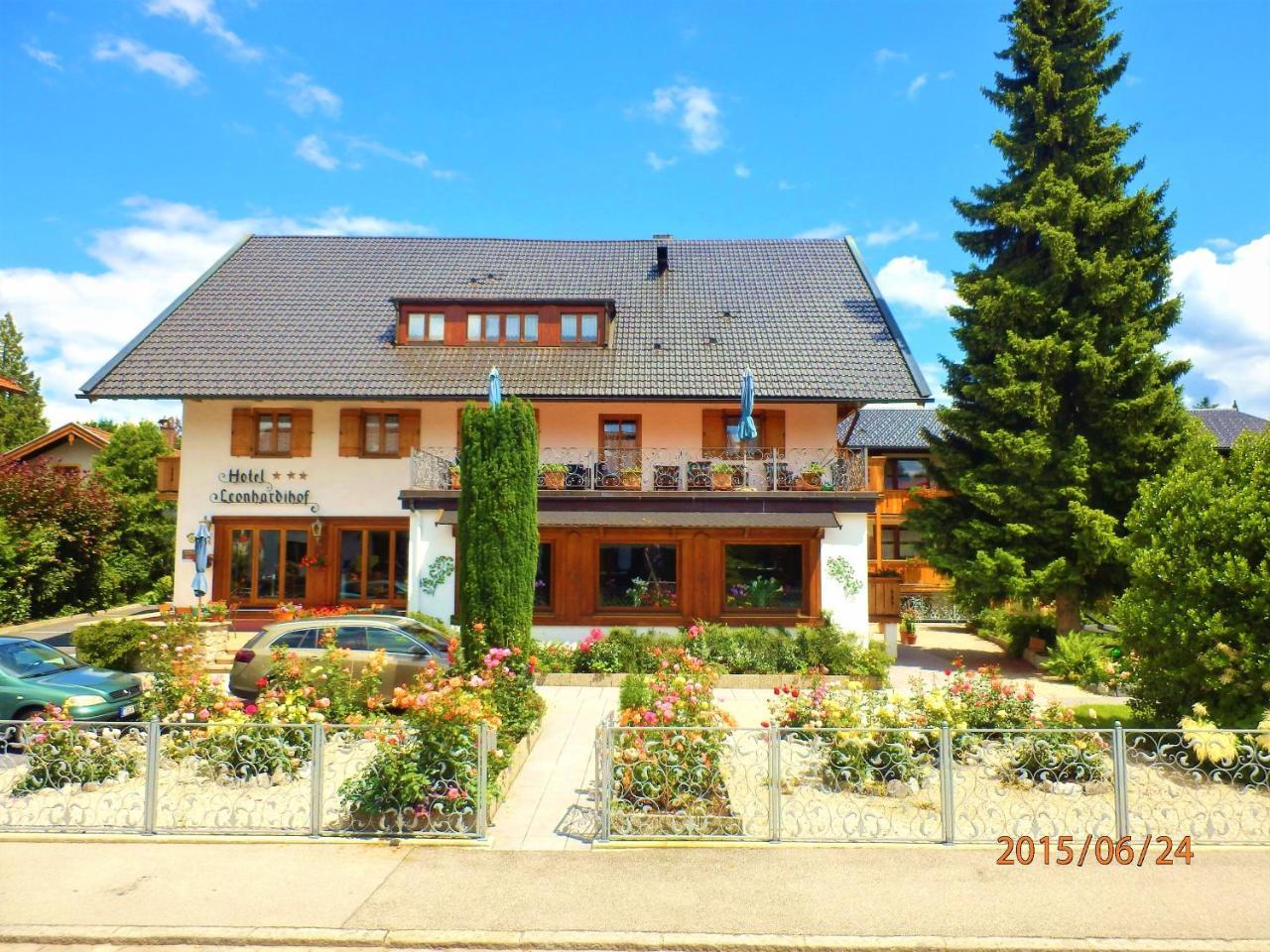 Hotel Leonhardihof Bad Tölz Екстериор снимка